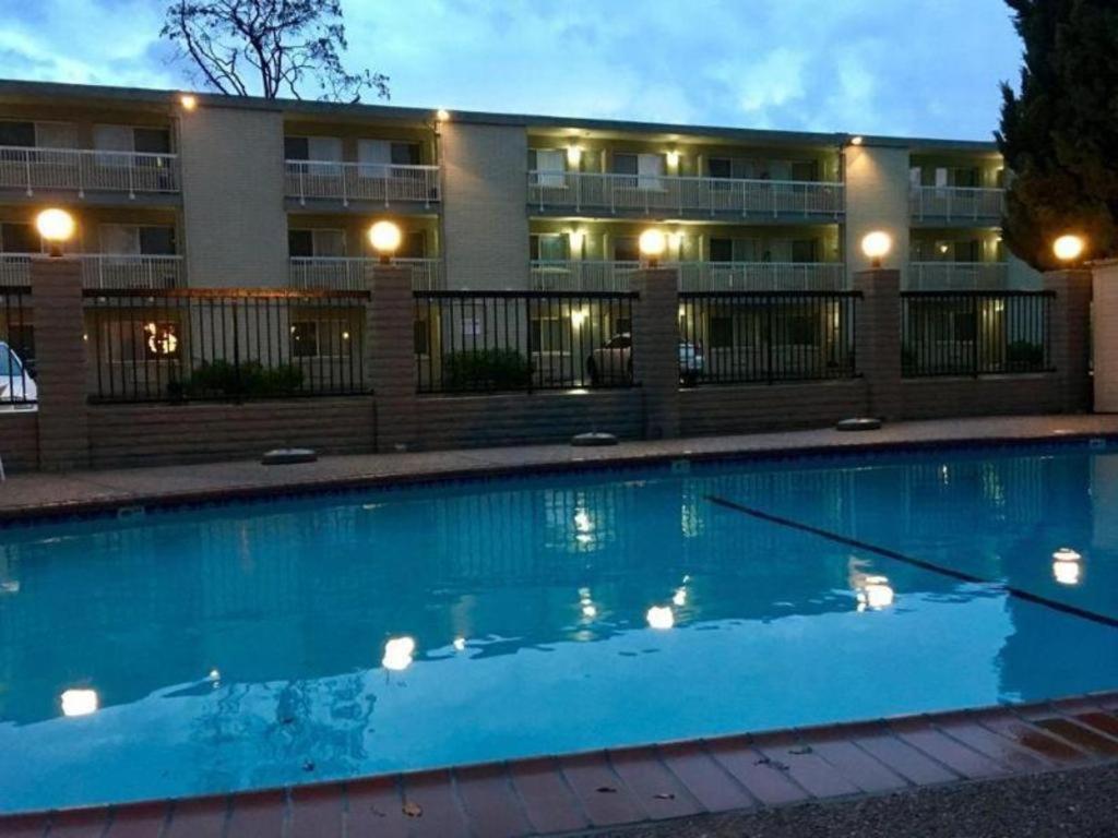 Pacific Motor Inn San Jose Exterior photo